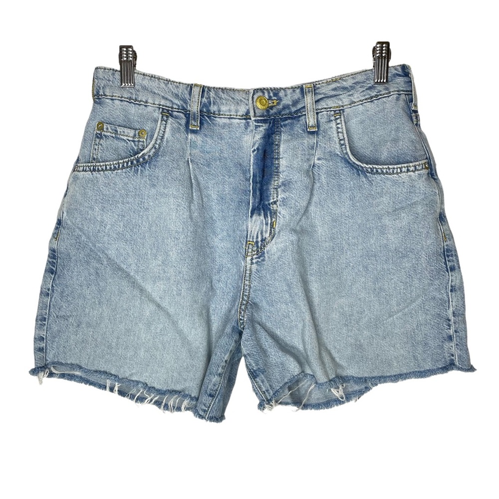 Pilcro | Light Wash Cut Off High Rise Denim Shorts Size 28
